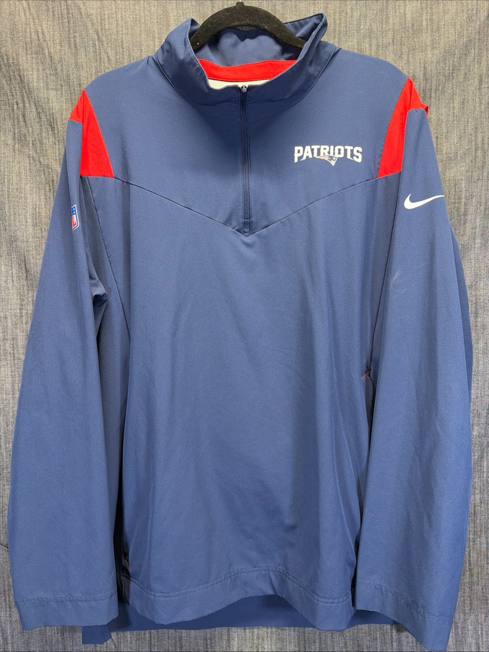 Nike x NFL New England Patriots Navy & Red Issued On Field Windbreaker XL